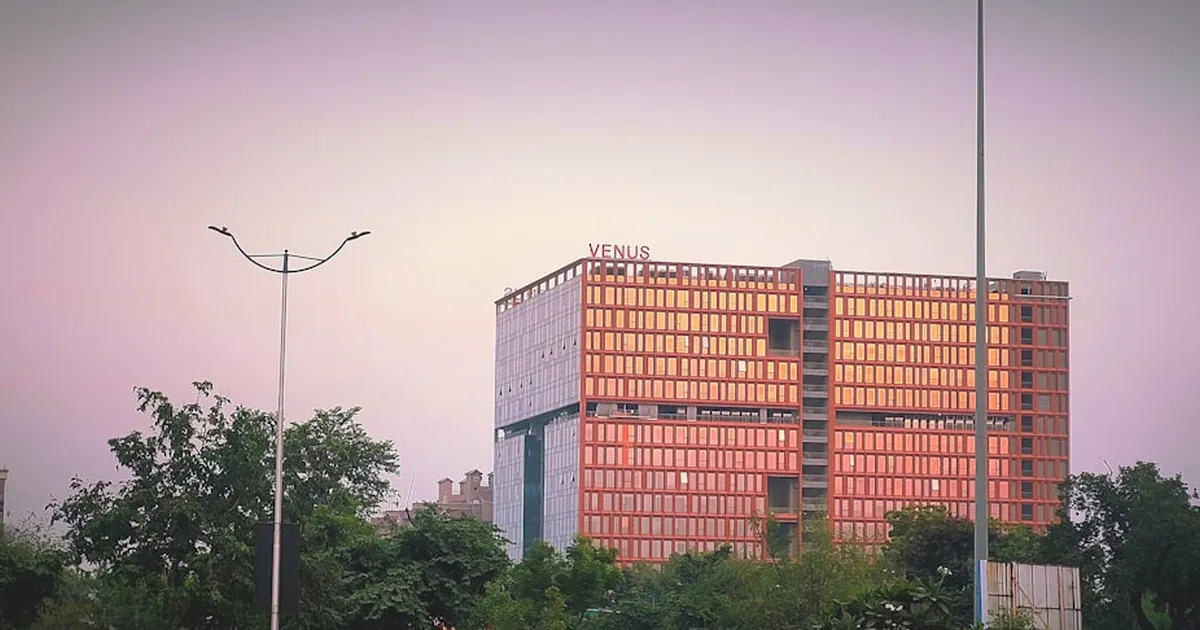 Ahmedabad Luxury Real Estate Buyer's Guide 2026: Sg Highway, Thaltej & Shantigram