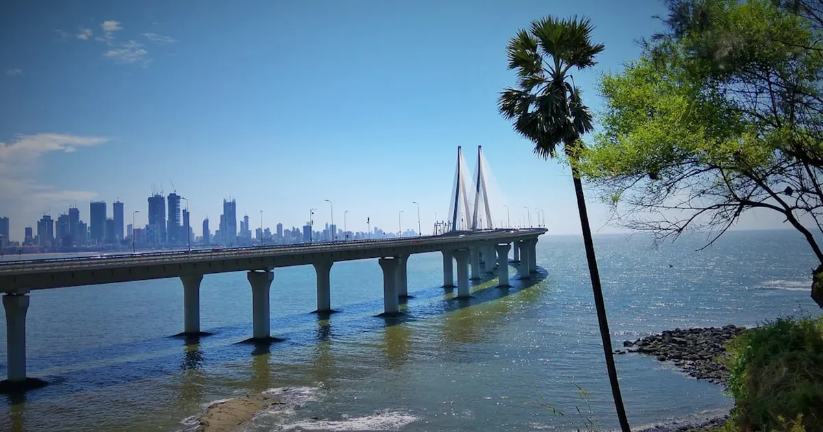 Bandra East Mumbai Property Investment Analysis 2026