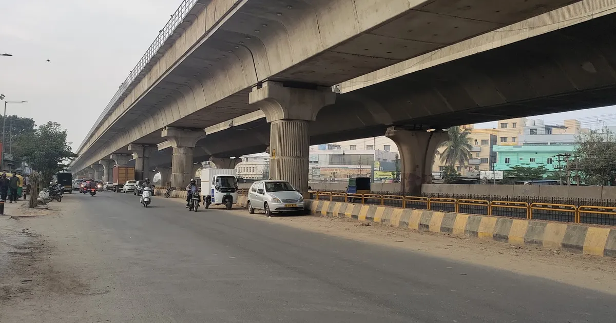 Hosur Road, Near Electronic City, Yadavanahalli