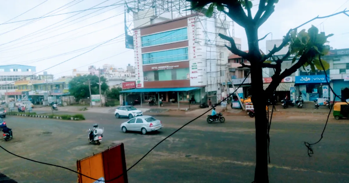Sarjapur Road, Muthanallur Cross
