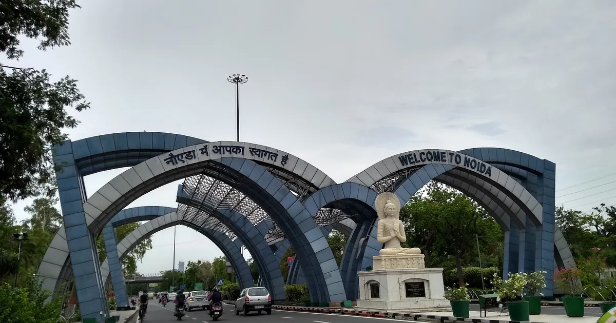 Sector 105, Noida Expressway