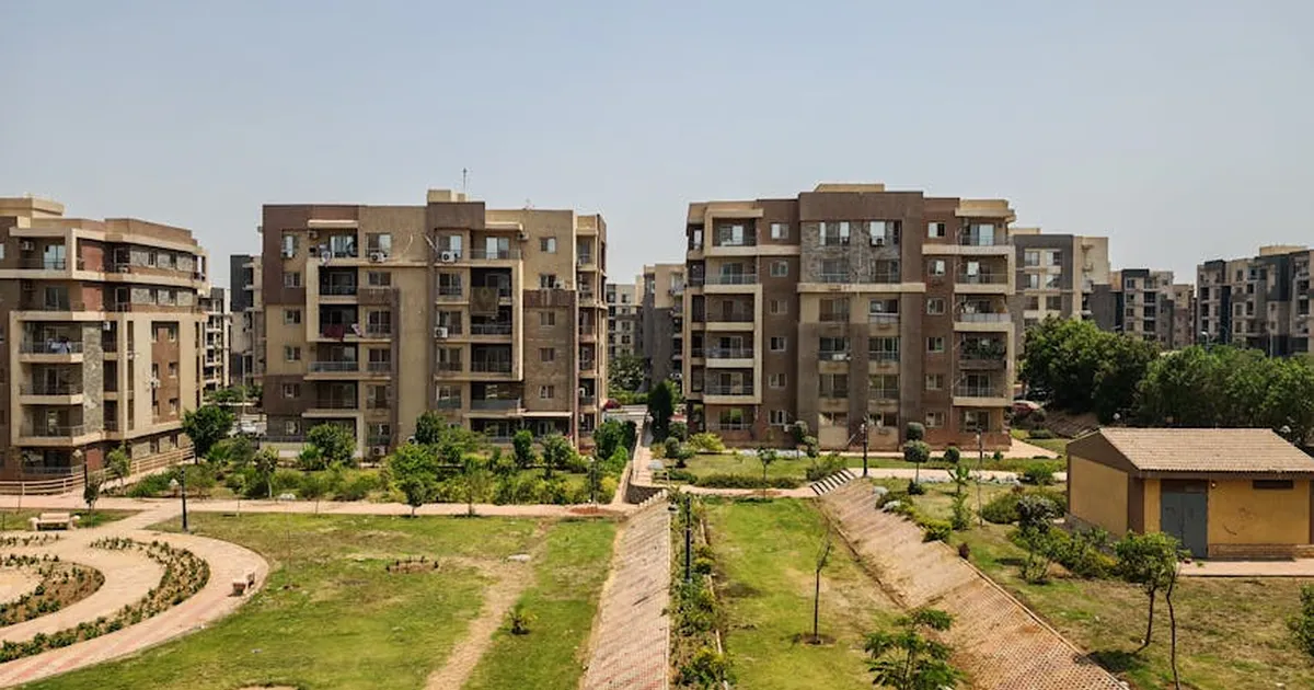 Sector 27, Near Pari Chowk